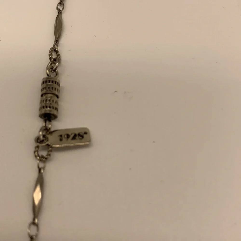1928 Necklace and Earrings - Picture 9 of 9